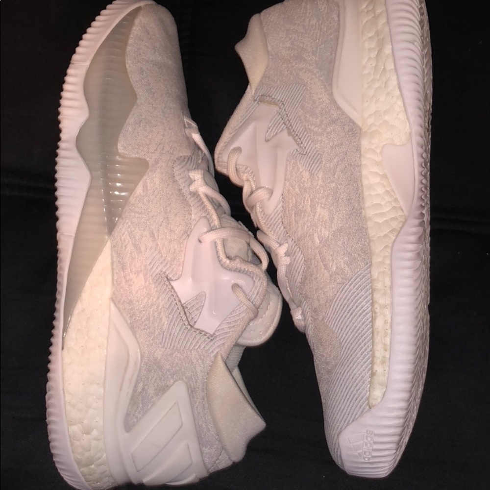 Adidas Crazylight Boost